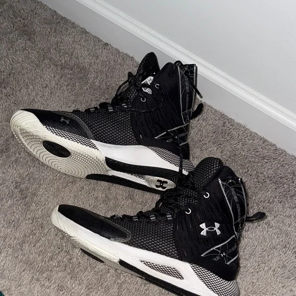 Under Armour Black and White High-Top Sneakers - Picture 5 of 5